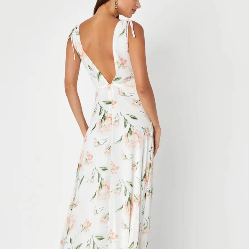 Lulus White Floral Maxi Size L - Picture 6 of 8